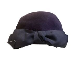 Glenover Vintage Navy Blue Cloche Hat 100% Wool Ribbon Bow Henry Pollack 40's